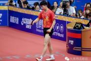 HuaTiHui-完美踢球技巧，引发全场尖叫声