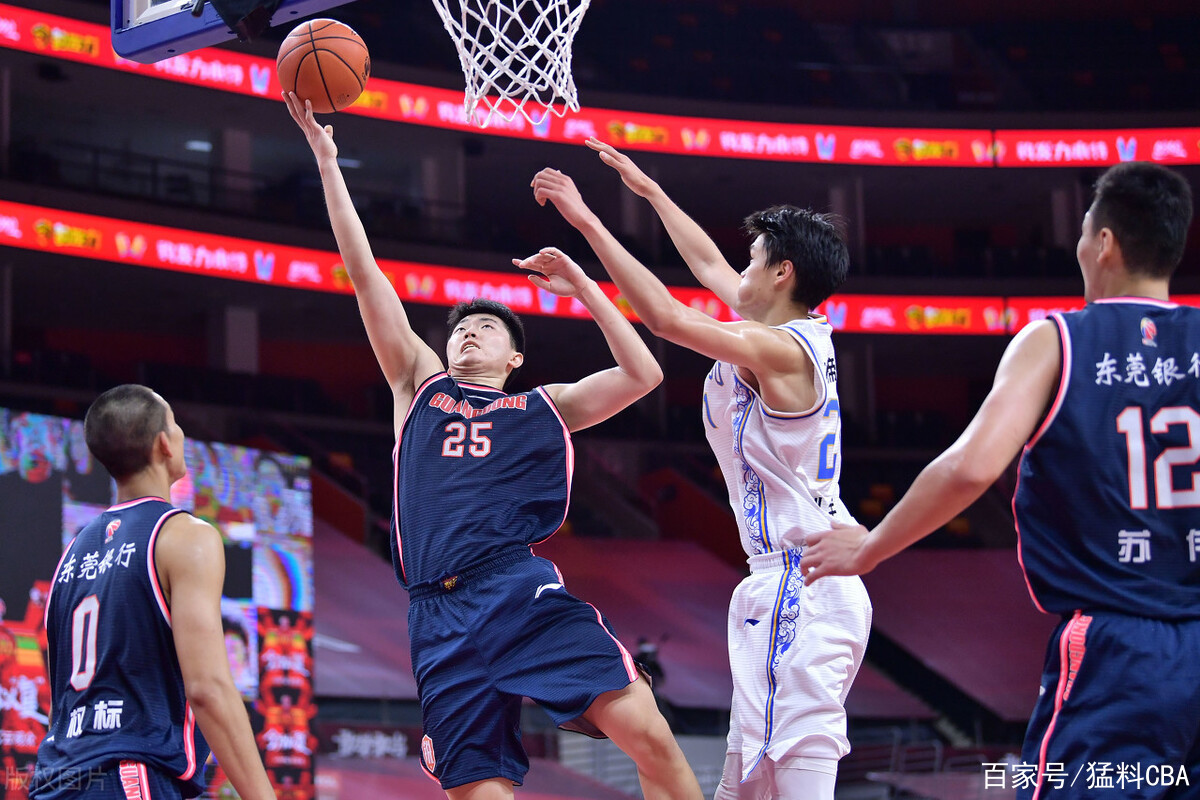 海南队主帅变阵成功，实现连胜