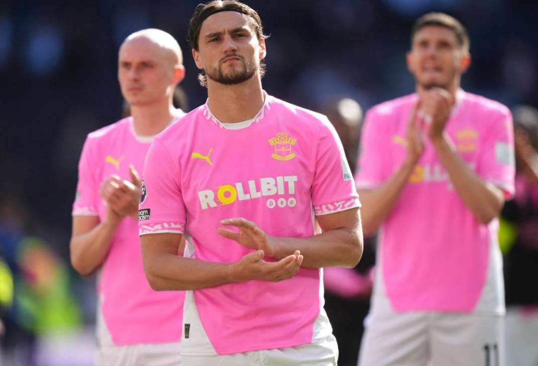 南安普顿主场告负,遭遇连败 南安普顿主场告负,遭遇连败