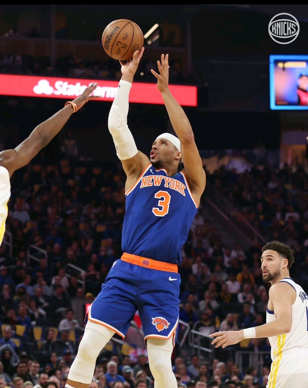 太阳客场击败尼克斯,实现两连胜 太阳客场击败尼克斯,实现两连胜