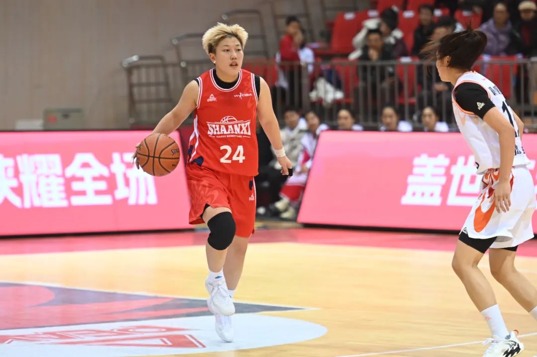 陕西女篮稳扎稳打,成功晋级! 陕西女篮稳扎稳打,成功晋级!