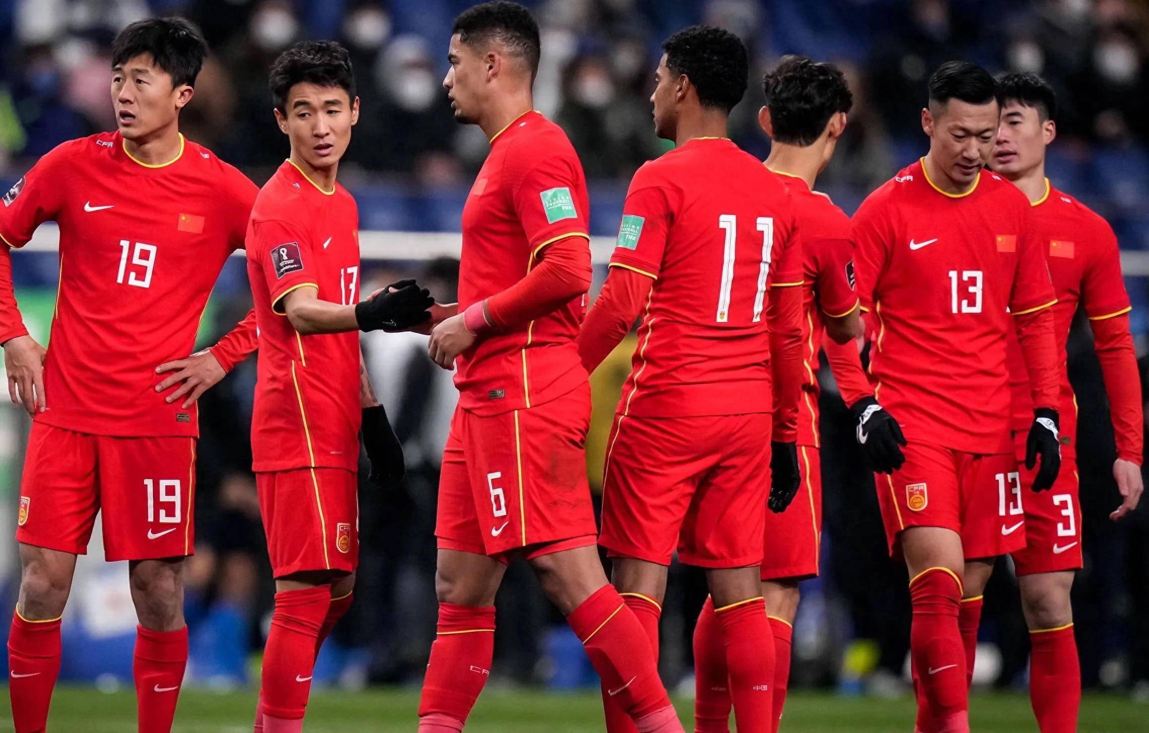 国内足球联赛巅峰对决,激烈角逐动人心弦的简单介绍 国内足球联赛巅峰对决,激烈角逐动人心弦的简单介绍