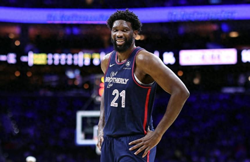 人惨败!恩比德场均得分下滑 人惨败!恩比德场均得分下滑