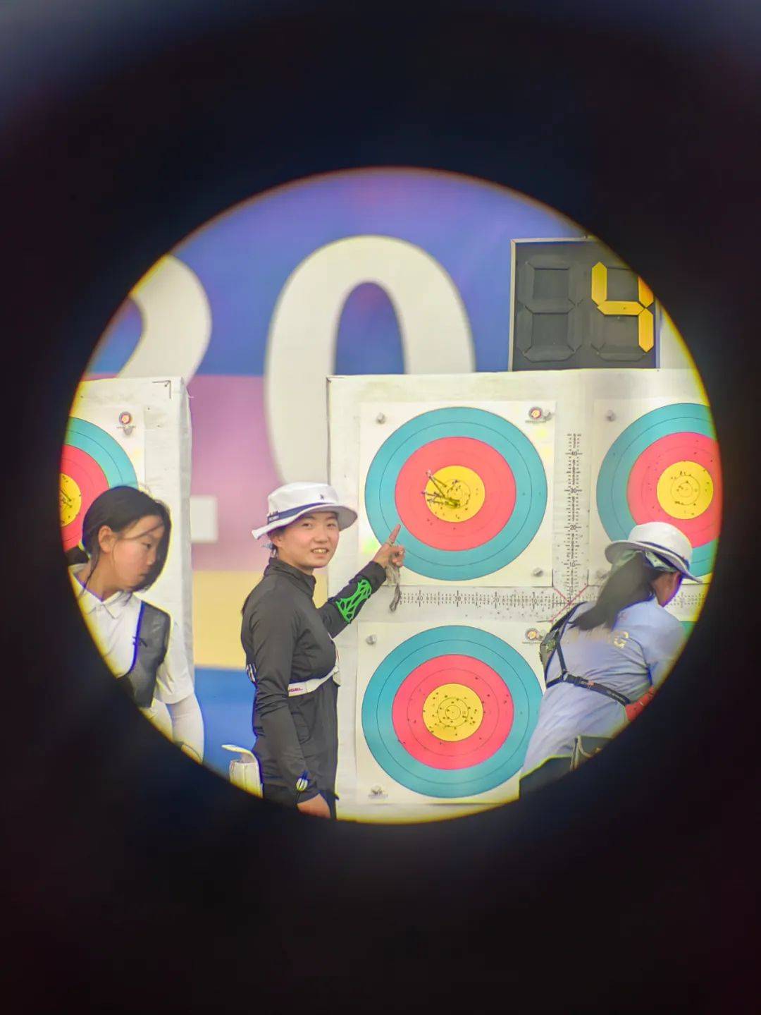 精准射门，瞄准冠军只在转瞬间的简单介绍