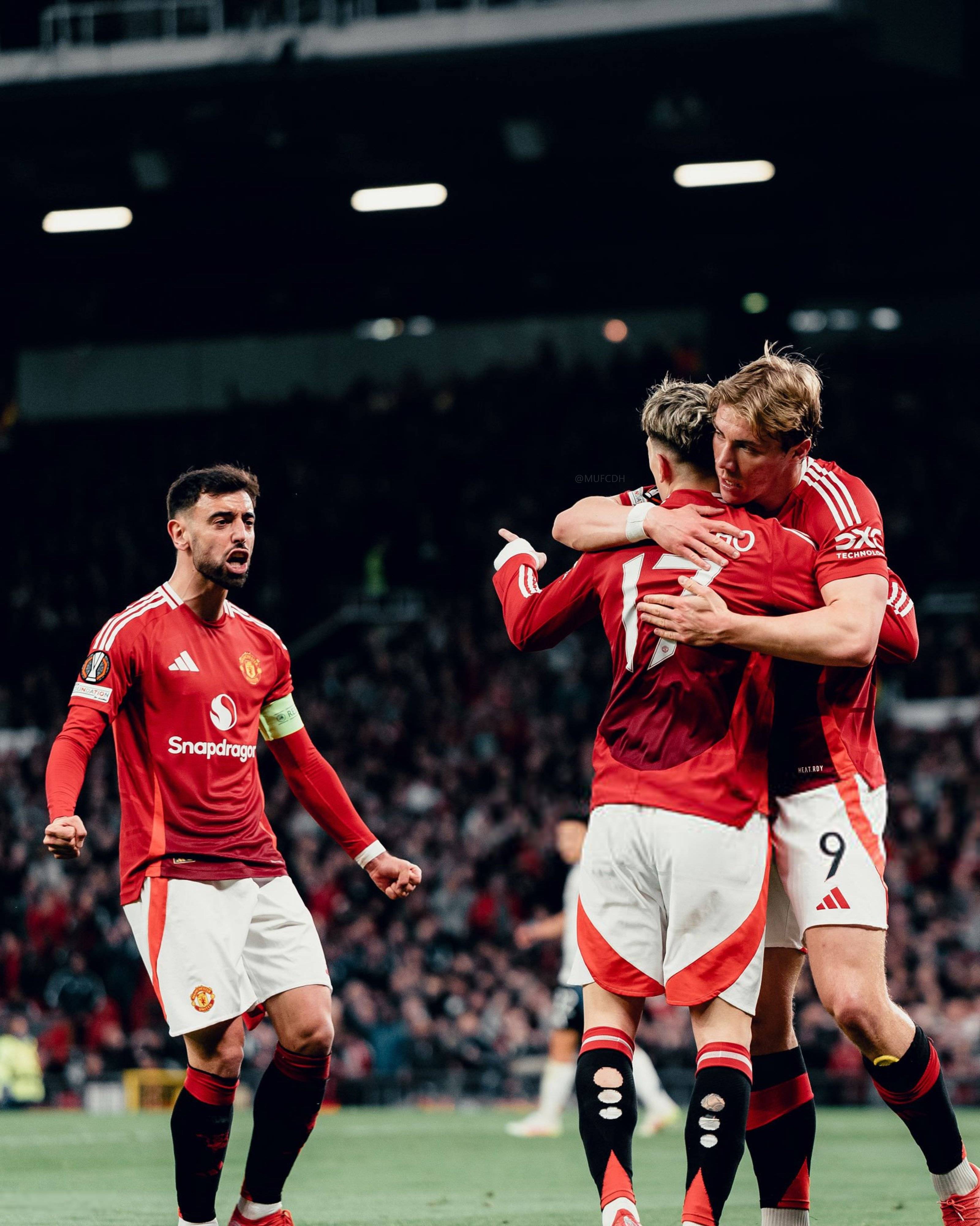 曼联重回胜利轨道，球队实力得到提升