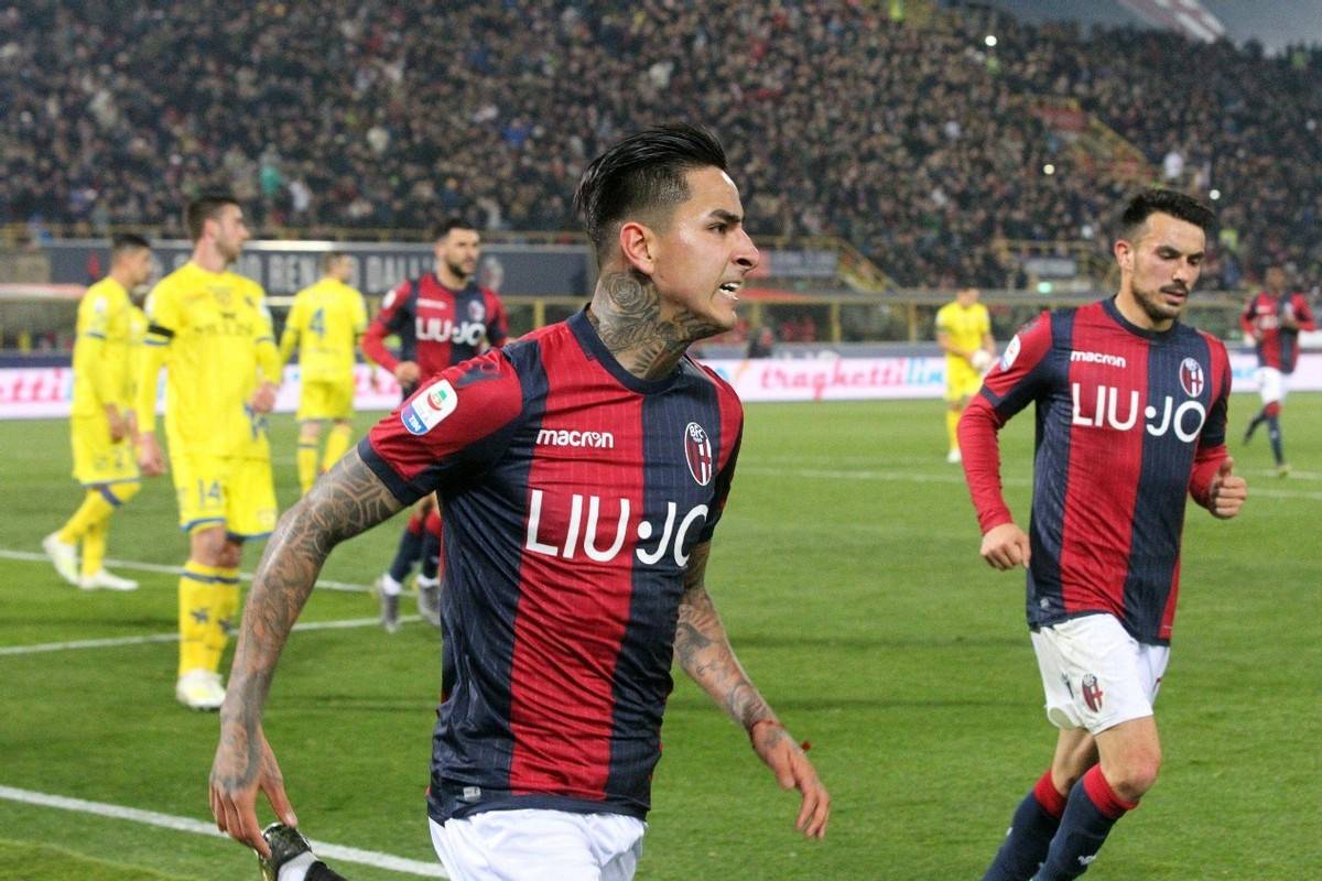 热那亚意甲主场大胜，球迷欢呼雀跃的简单介绍