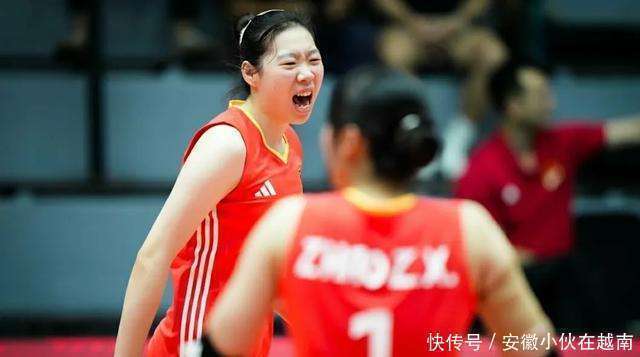 韩国女排战胜强敌，实现四连胜