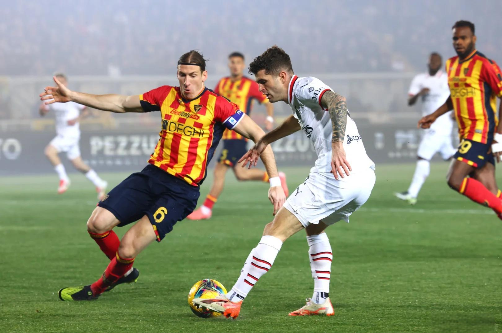 包含意甲新秀惊艳亮相，助球队夺得双杀胜利的词条