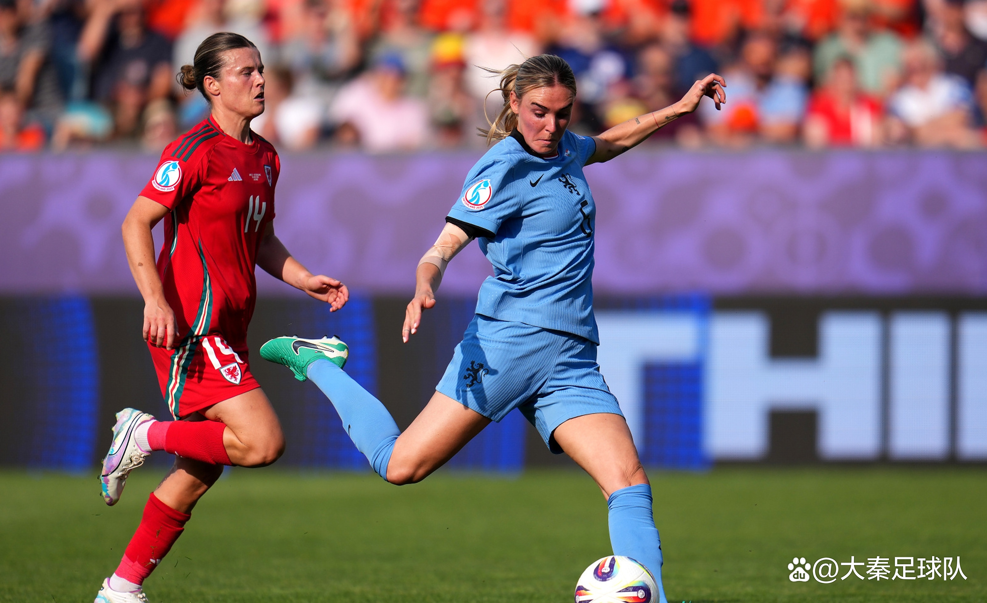 纯净颜色的胜利之路女足赛事的辉煌时刻 纯净颜色的胜利之路女足赛事的辉煌时刻