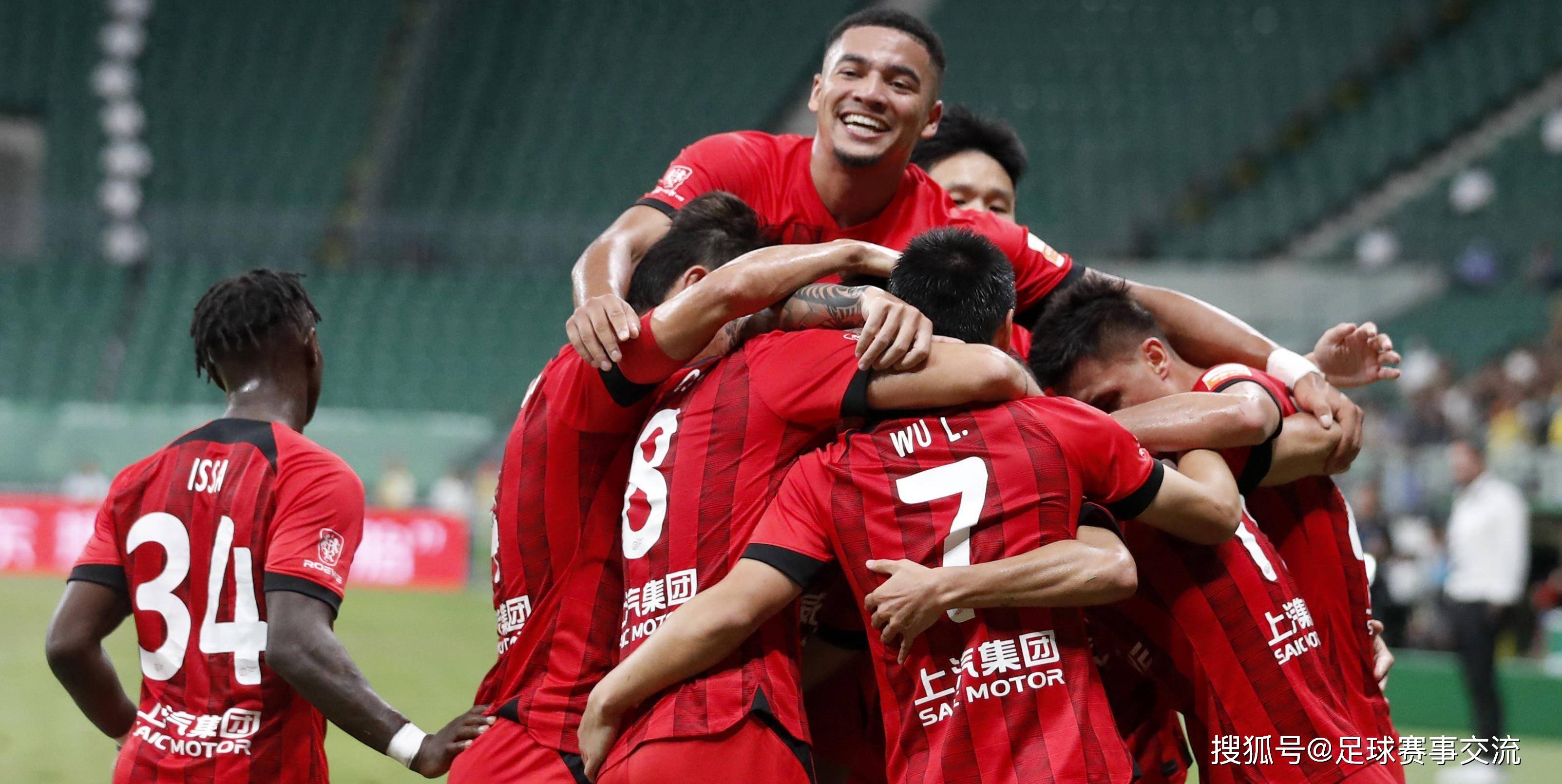 足球比赛中,一支队伍取得胜利 足球比赛中,一支队伍取得胜利