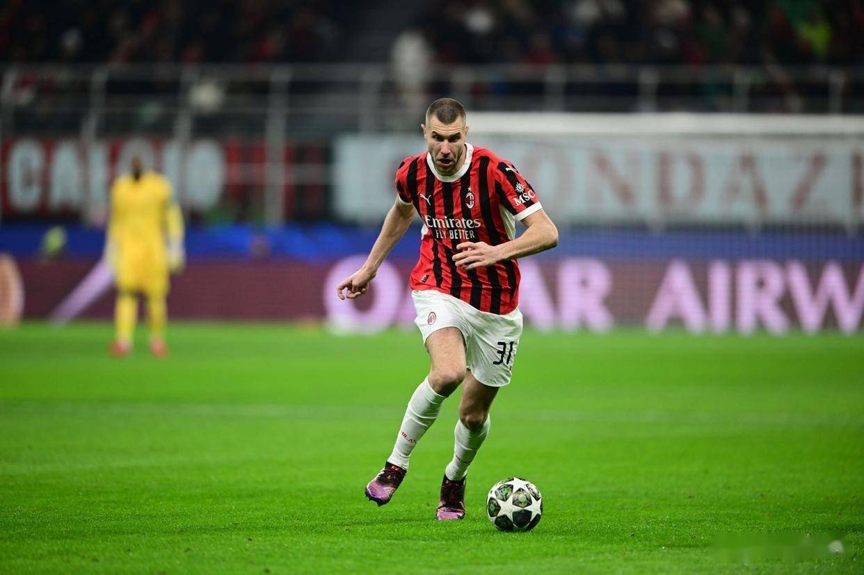 意甲新星独揽荣誉，斩获最佳球员与最佳进球奖项