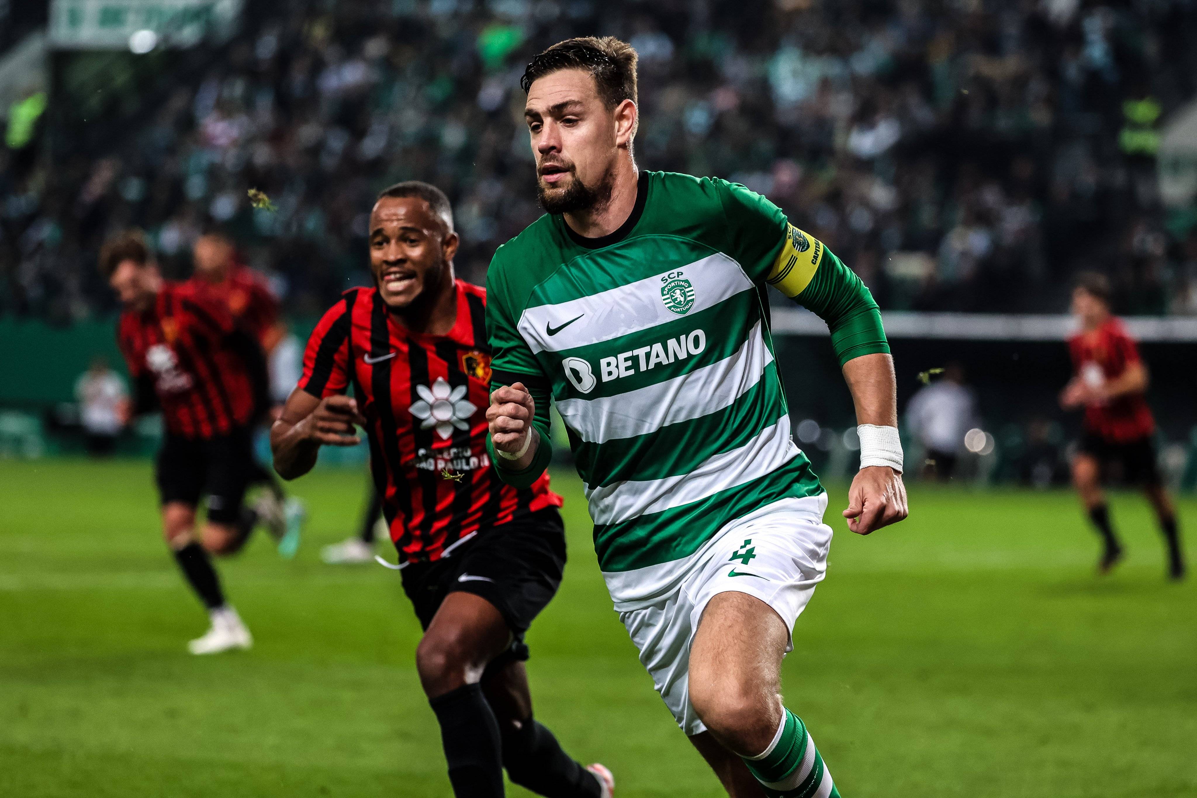 阿拉维斯主场告捷，取得保级希望的简单介绍