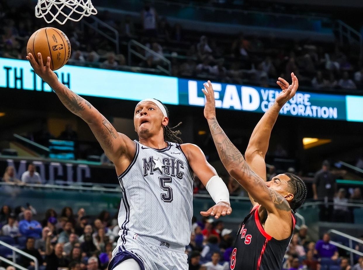 猛龙连胜魔术，领先东部