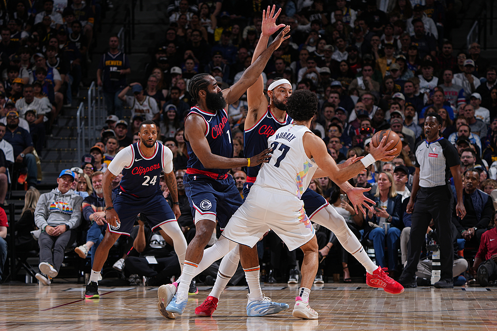 火箭击退掘金，维斯特布鲁克32分高光