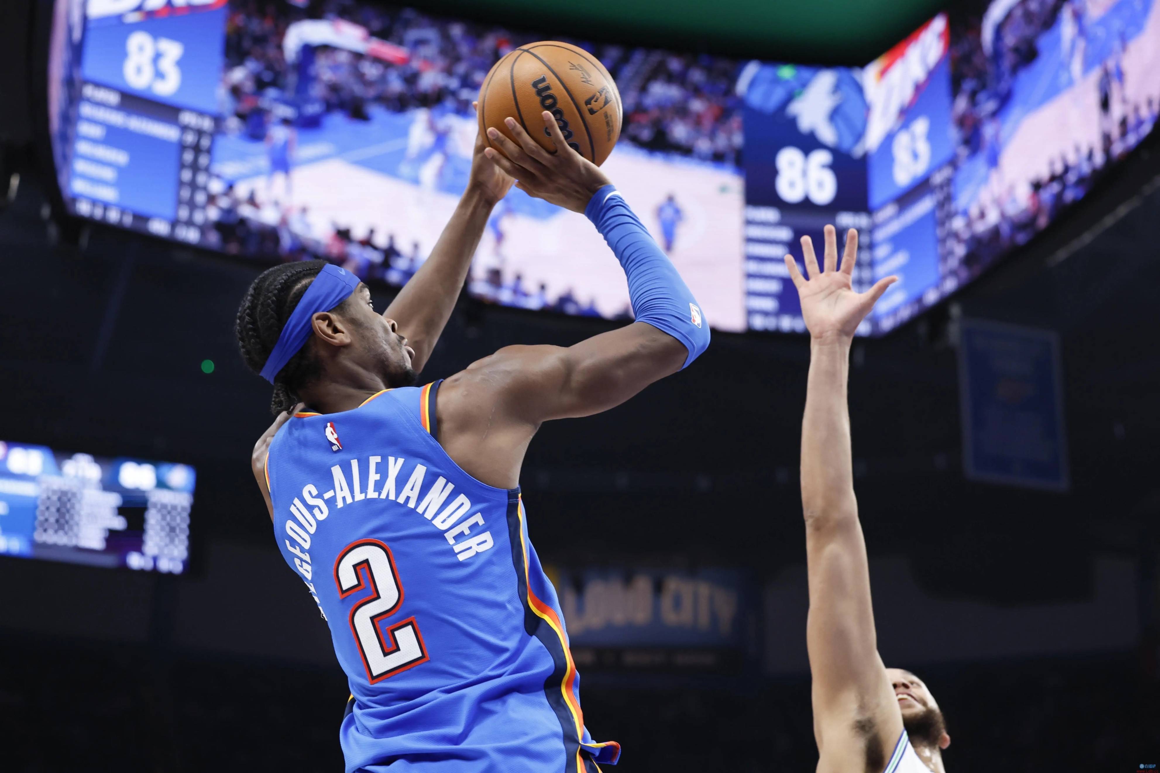 太阳全队五人得分上双,大胜掘金锁定胜利 太阳全队五人得分上双,大胜掘金锁定胜利