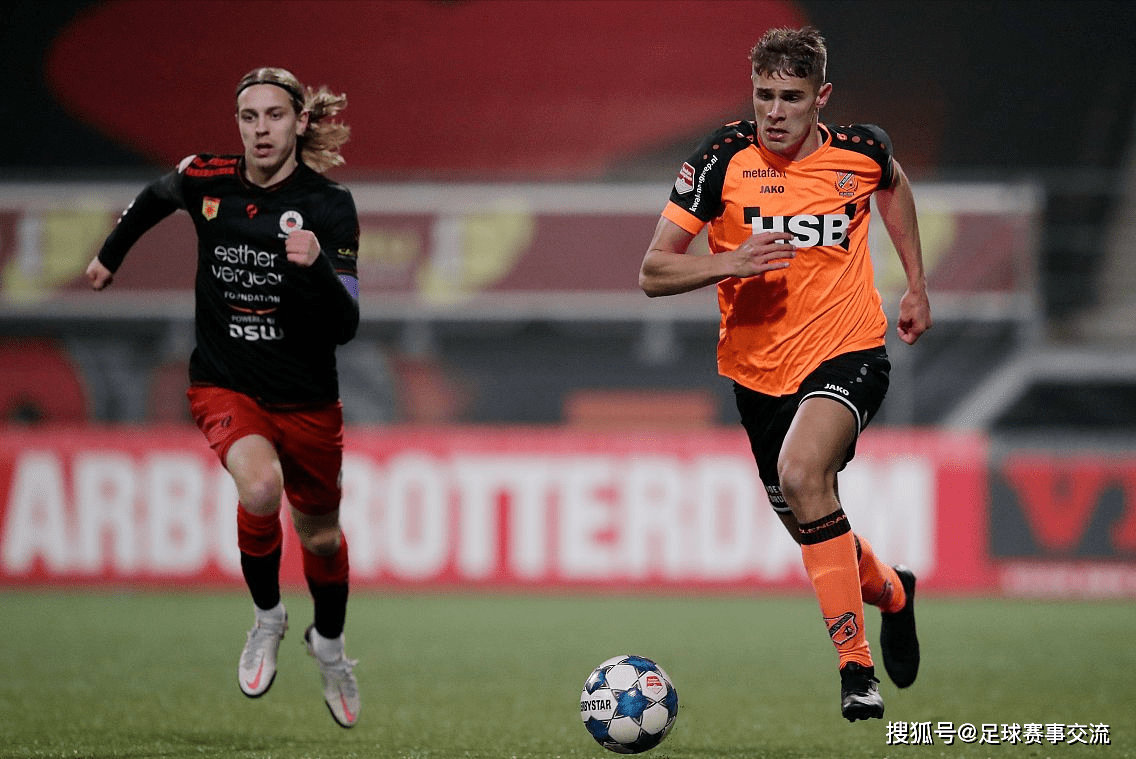 尼斯vs巴黎圣日耳曼梅开二度的阿鲁尼为球队取得胜利