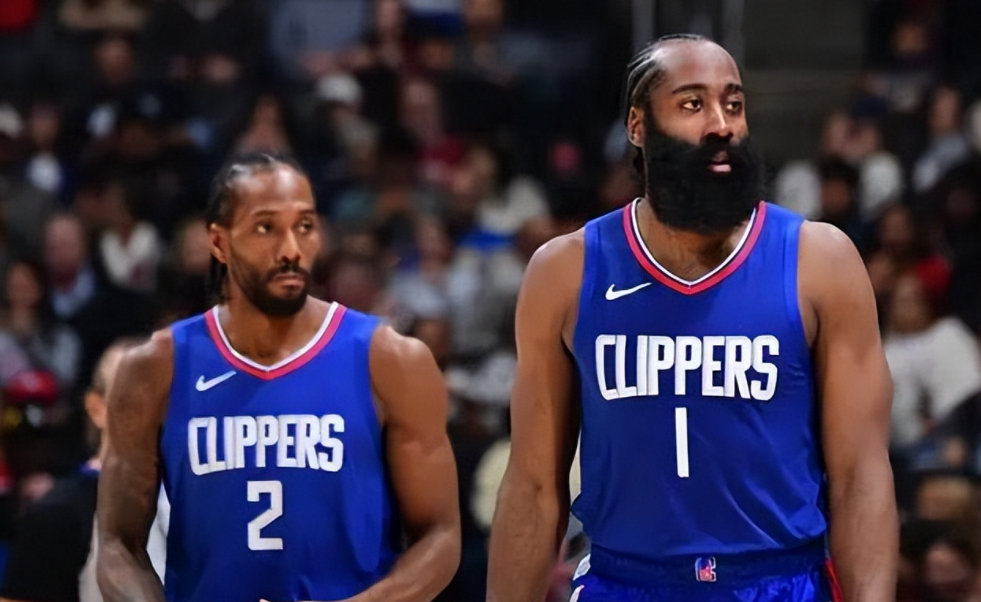 快船主场连胜迎战雷霆