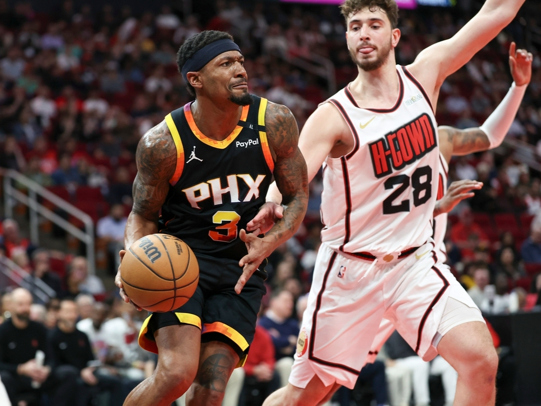 火箭击败黄蜂，主场获得两连胜